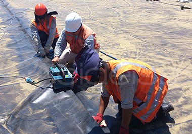 Instalación de Geomembranas